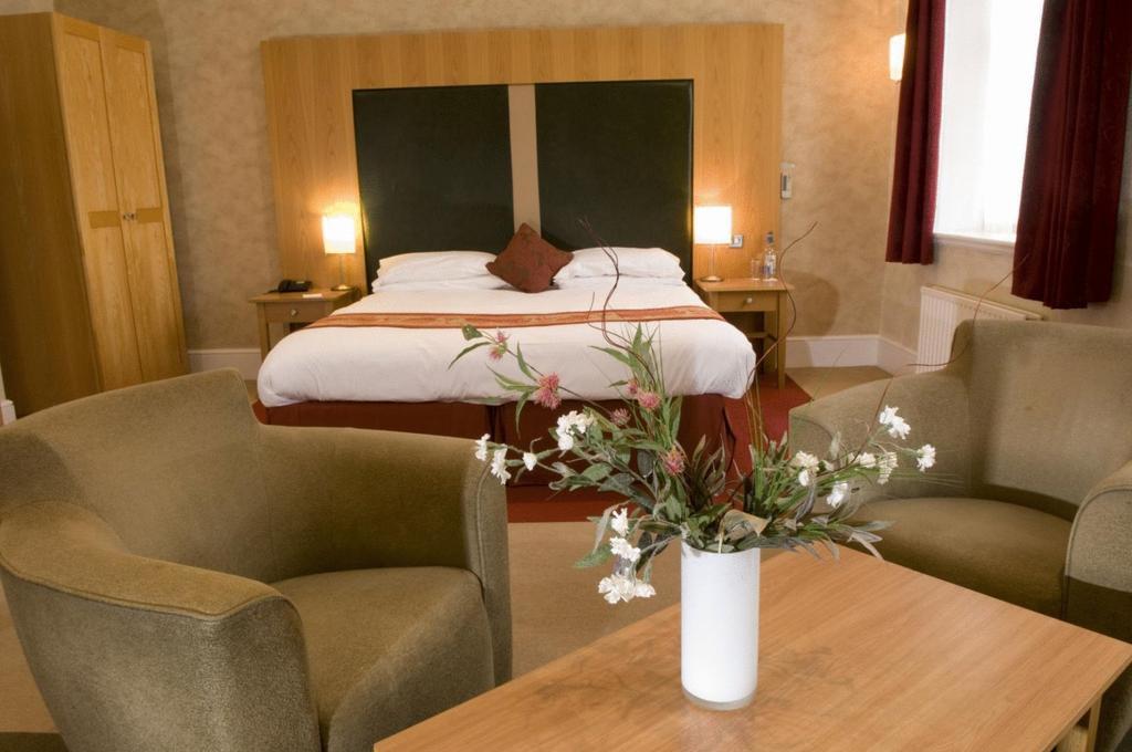 Ponsbourne Park Hotel Hertford Room photo